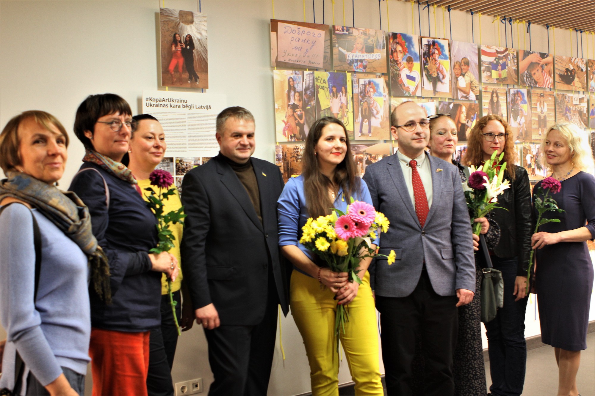 atklata-fotoizstade-kopa-ar-ukrainu-jurmalas-centralaja-biblioteka-tvjurmala-tvj-jurmala-tv-jurmalas-televizija-4